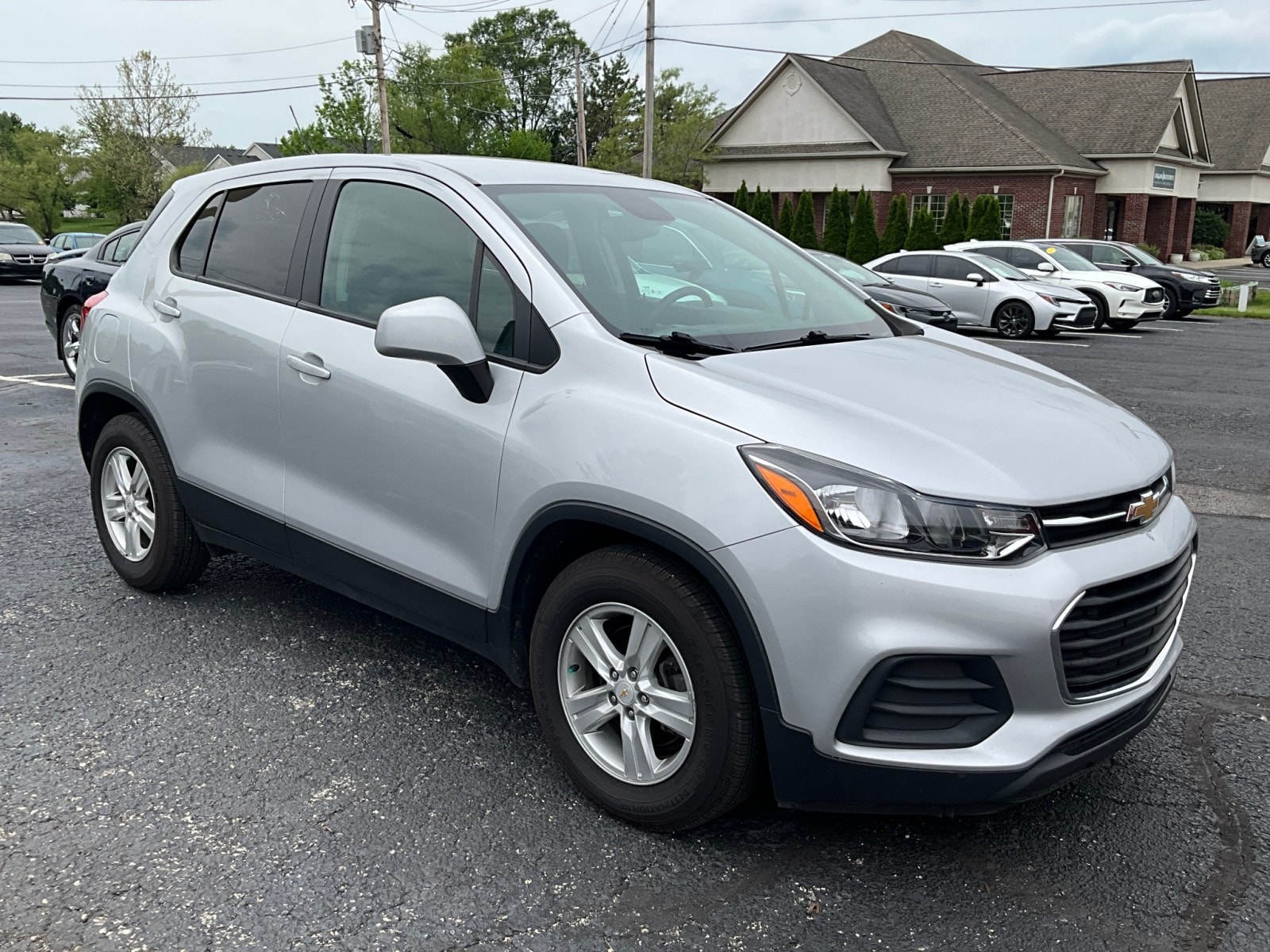 2020 Chevrolet Trax LS's photo