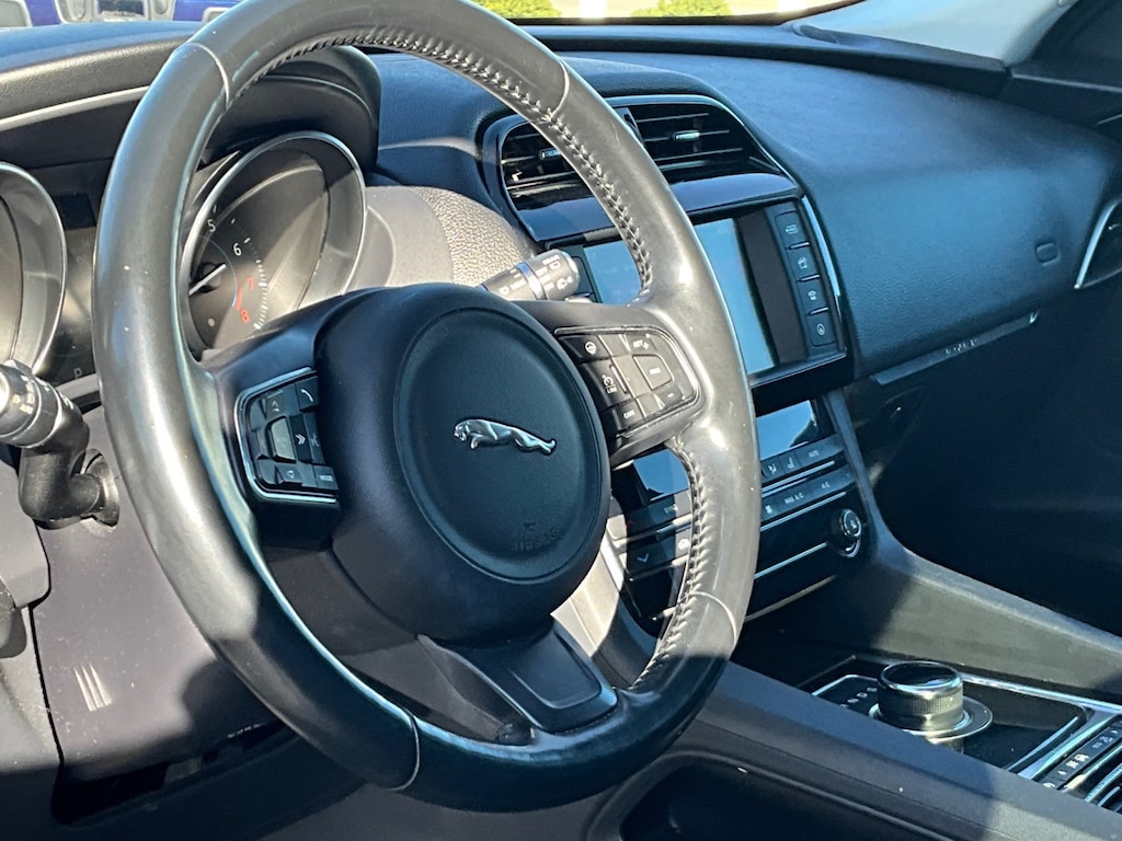 Used 2017 Jaguar F-PACE 35t Premium SUV