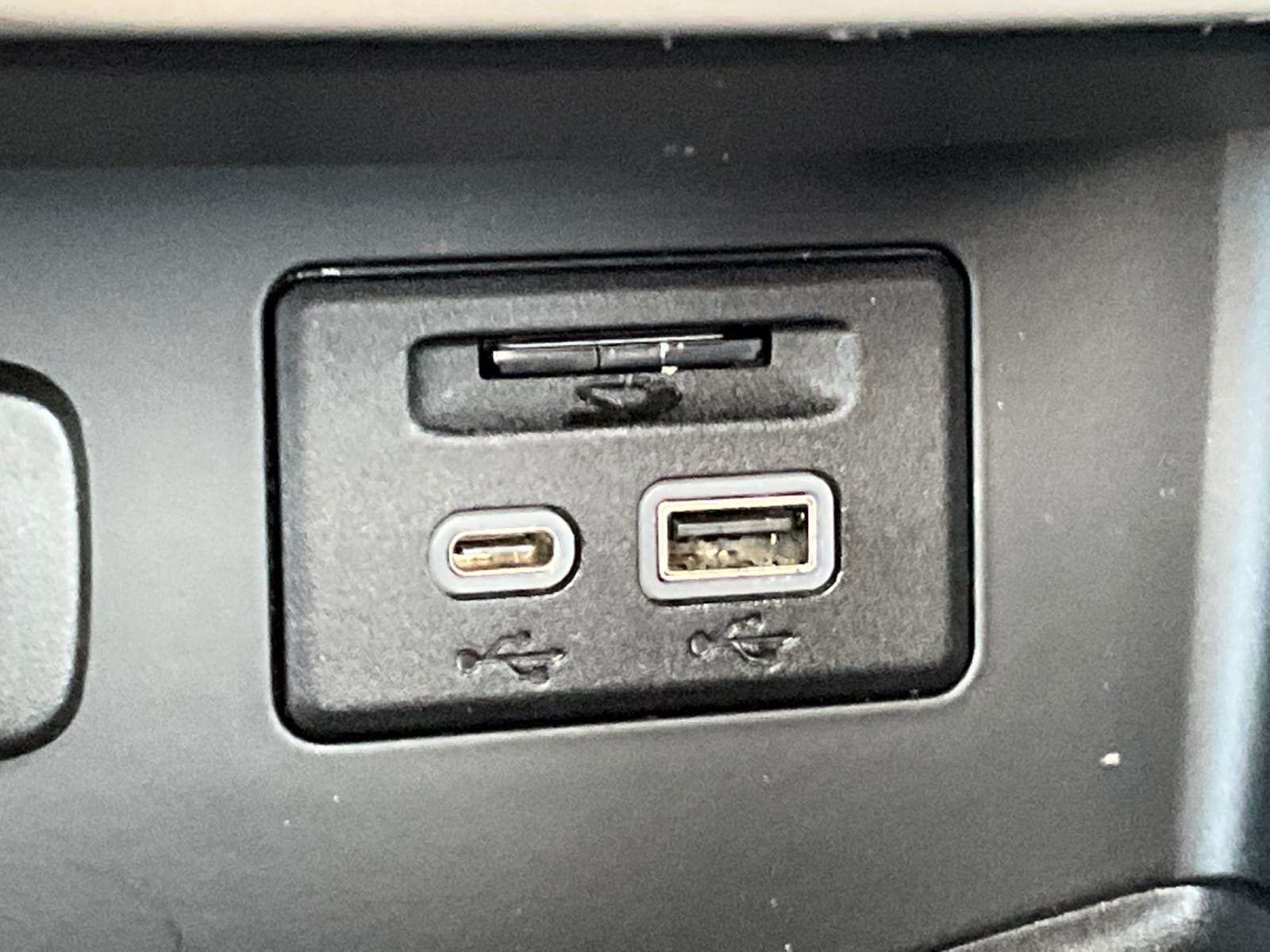 2021 GMC Acadia Denali - Photo 27