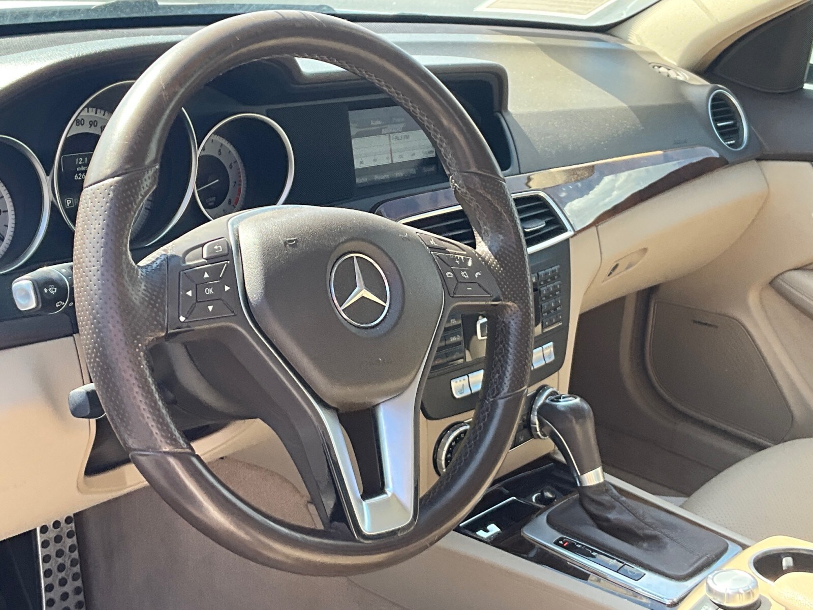 2015 Mercedes Benz C 250 Coupe photo 2