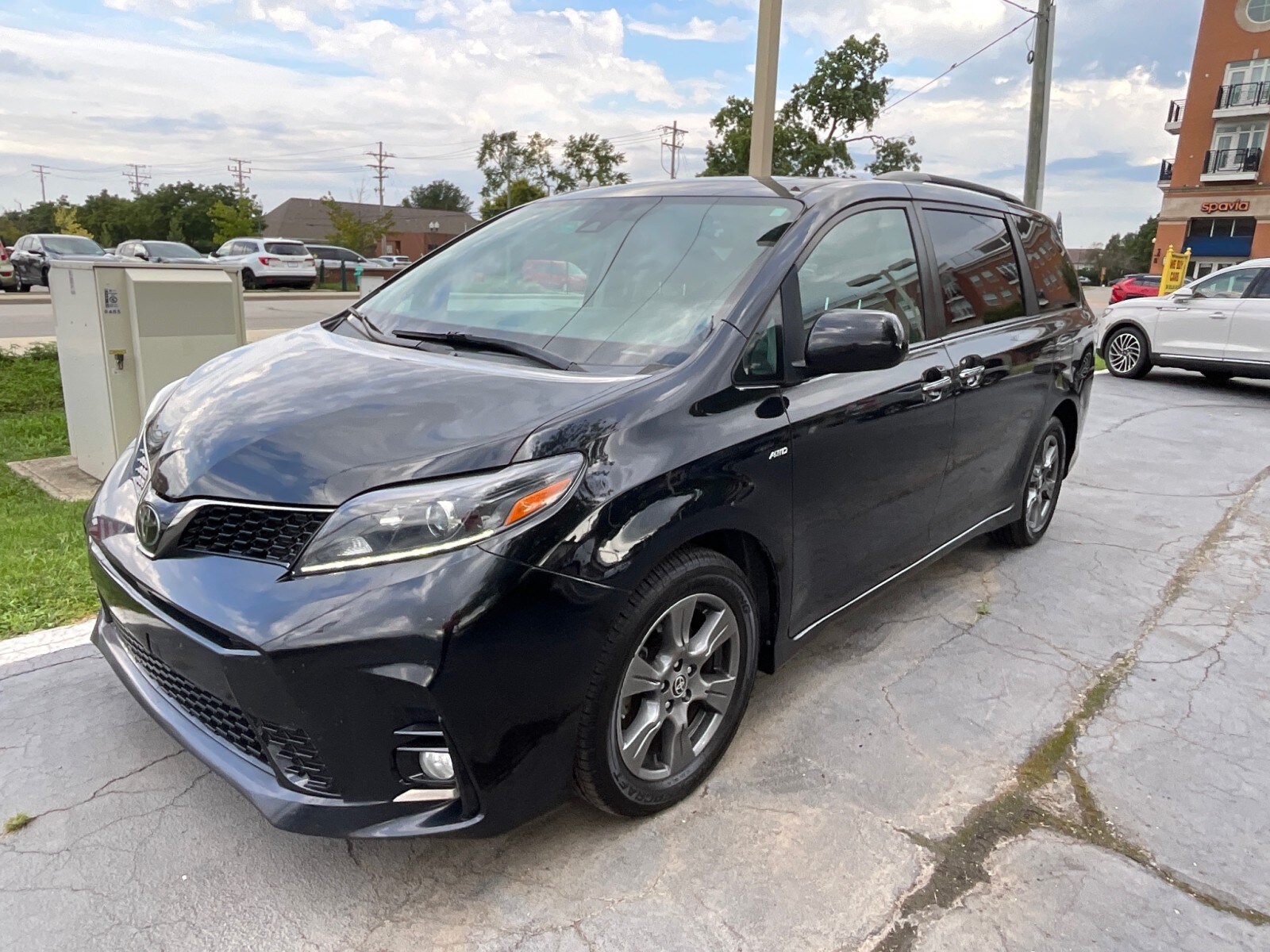 2020 Toyota Sienna photo 3