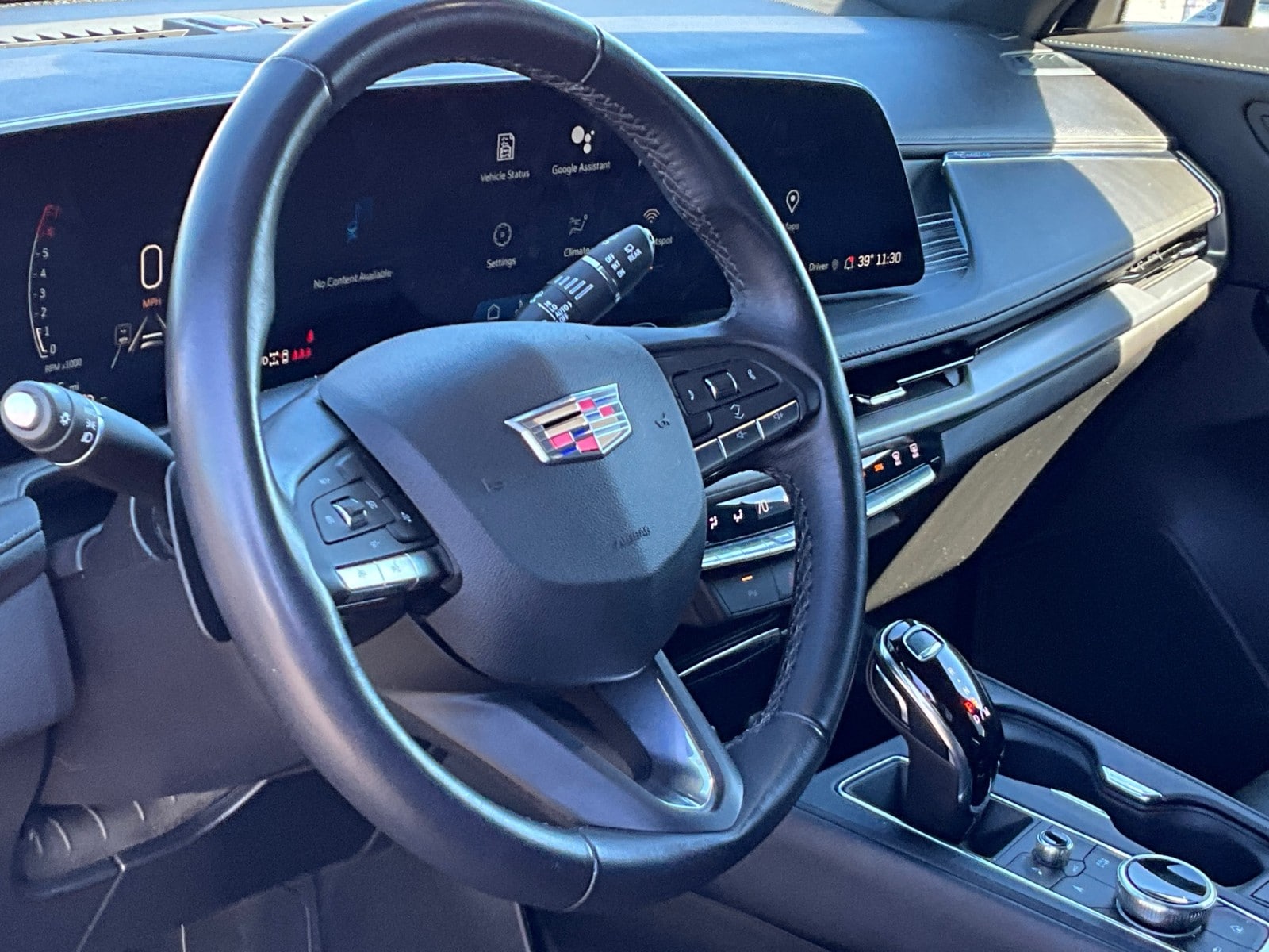 2024 Cadillac XT4 Premium Luxury - Photo 4