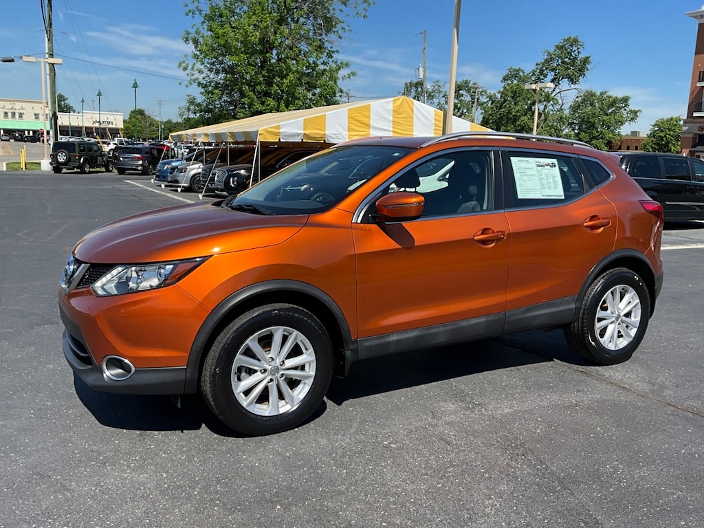Used 2017 Nissan Rogue Sport SV SUV