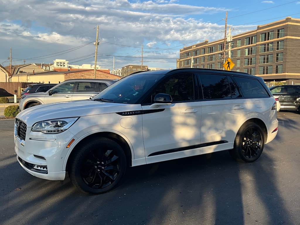 Used 2022 Lincoln Aviator Grand Touring SUV