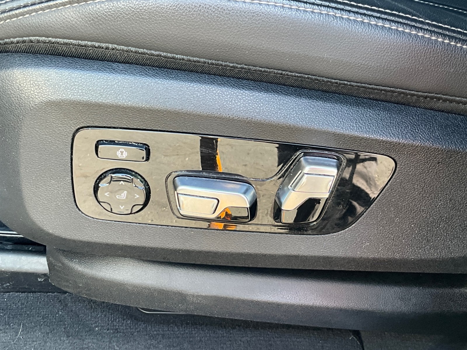 2019 BMW X7 50i - Photo 29