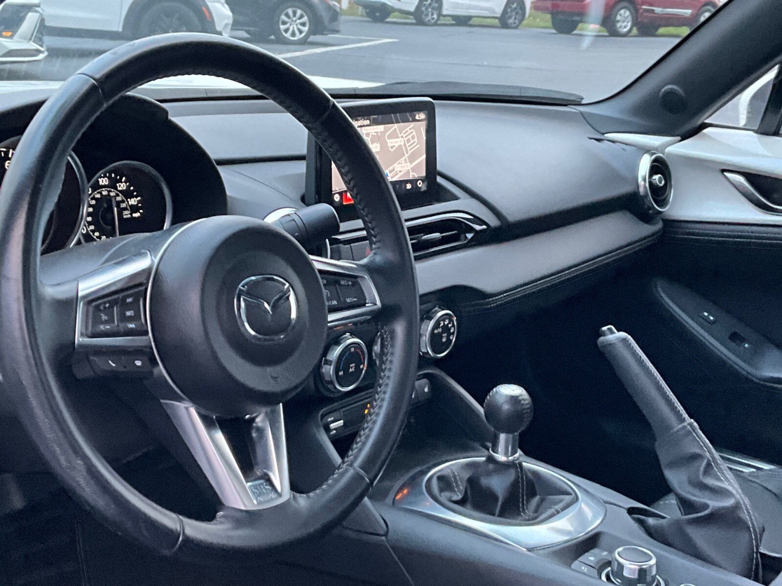 2020 Mazda MX-5 Miata Miata RF Grand Touring photo 4