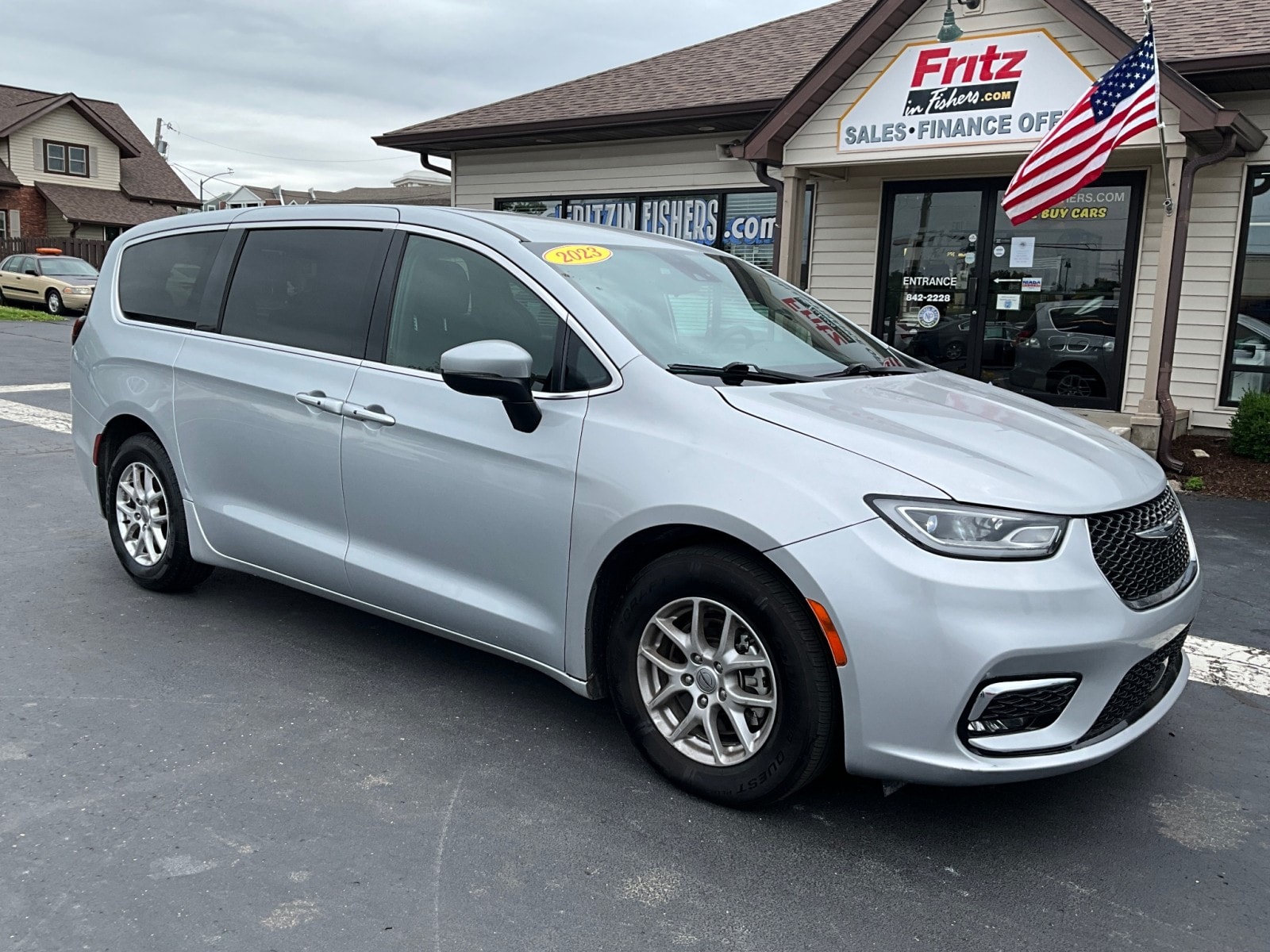 Vehicle Image 2