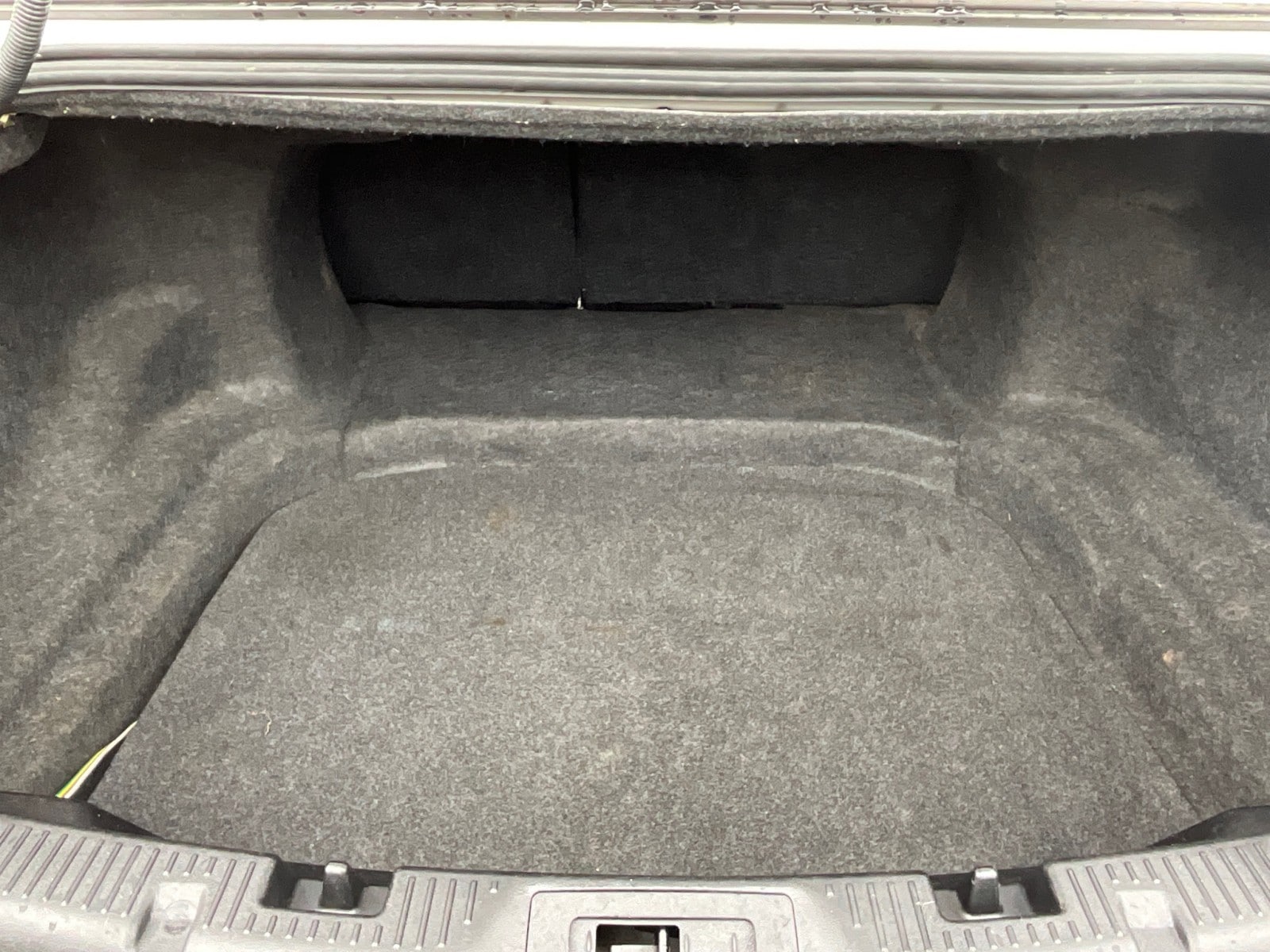 2015 Ford Taurus SEL - Photo 28