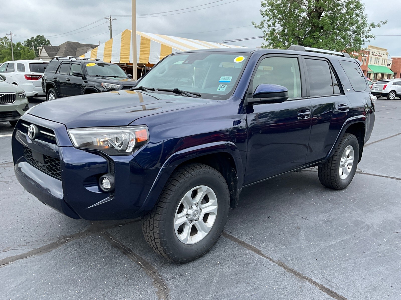 2021 Toyota 4Runner SR5 photo 3