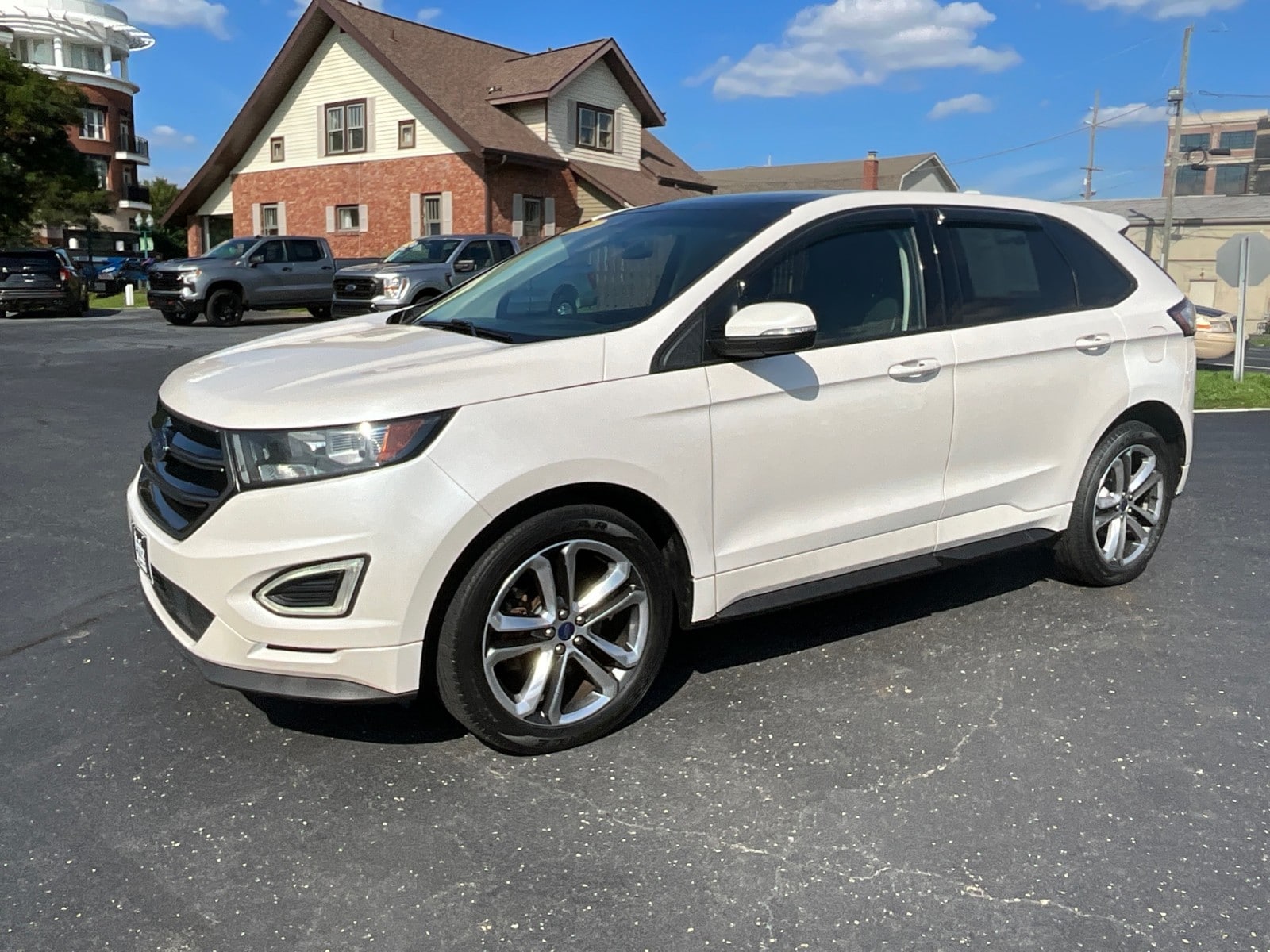 2016 Ford Edge