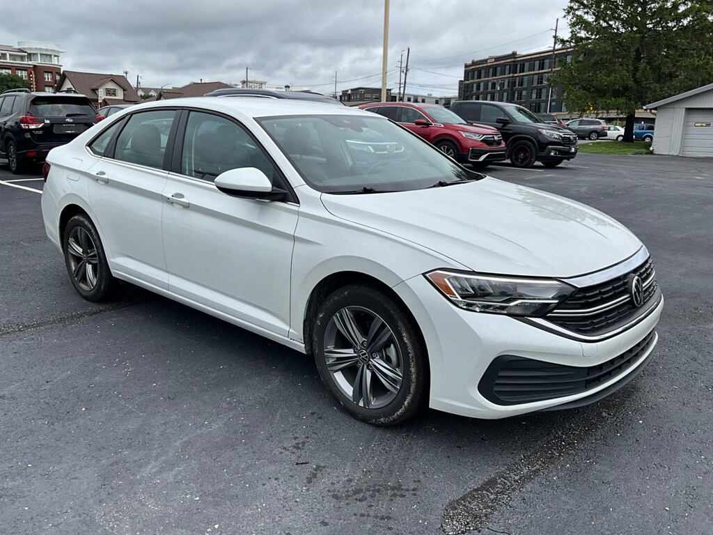 Used 2023 Volkswagen Jetta 1.5T SE Sedan