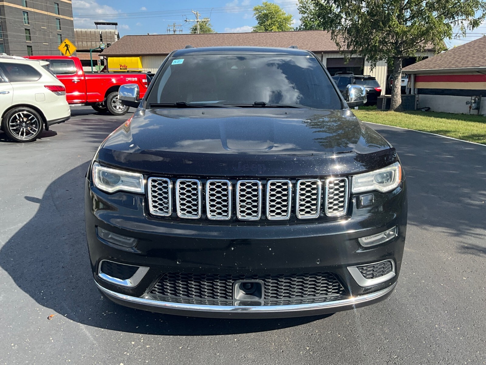 2017 Jeep Grand Cherokee Summit photo 2