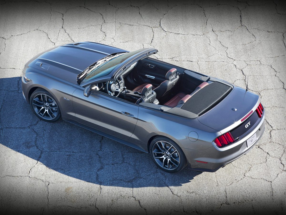 2017 Ford Mustang Convertible 