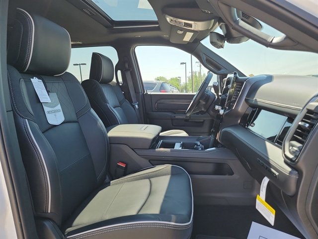 2025 RAM 3500 Limited - Photo 21