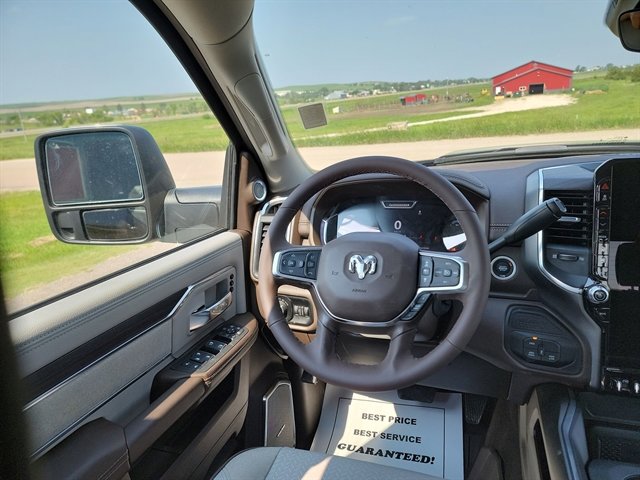2025 RAM 2500 Laramie - Photo 14