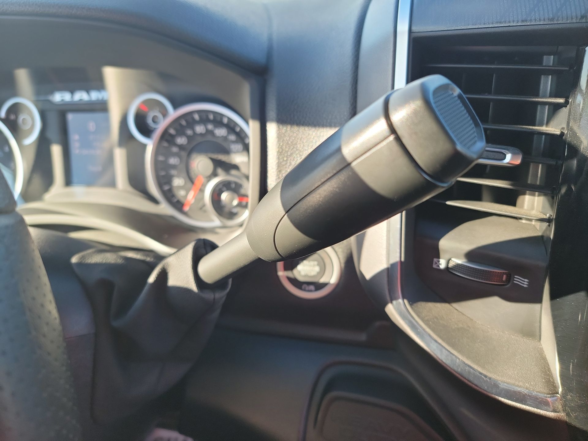 2025 RAM Ram 2500 Pickup Big Horn - Photo 19
