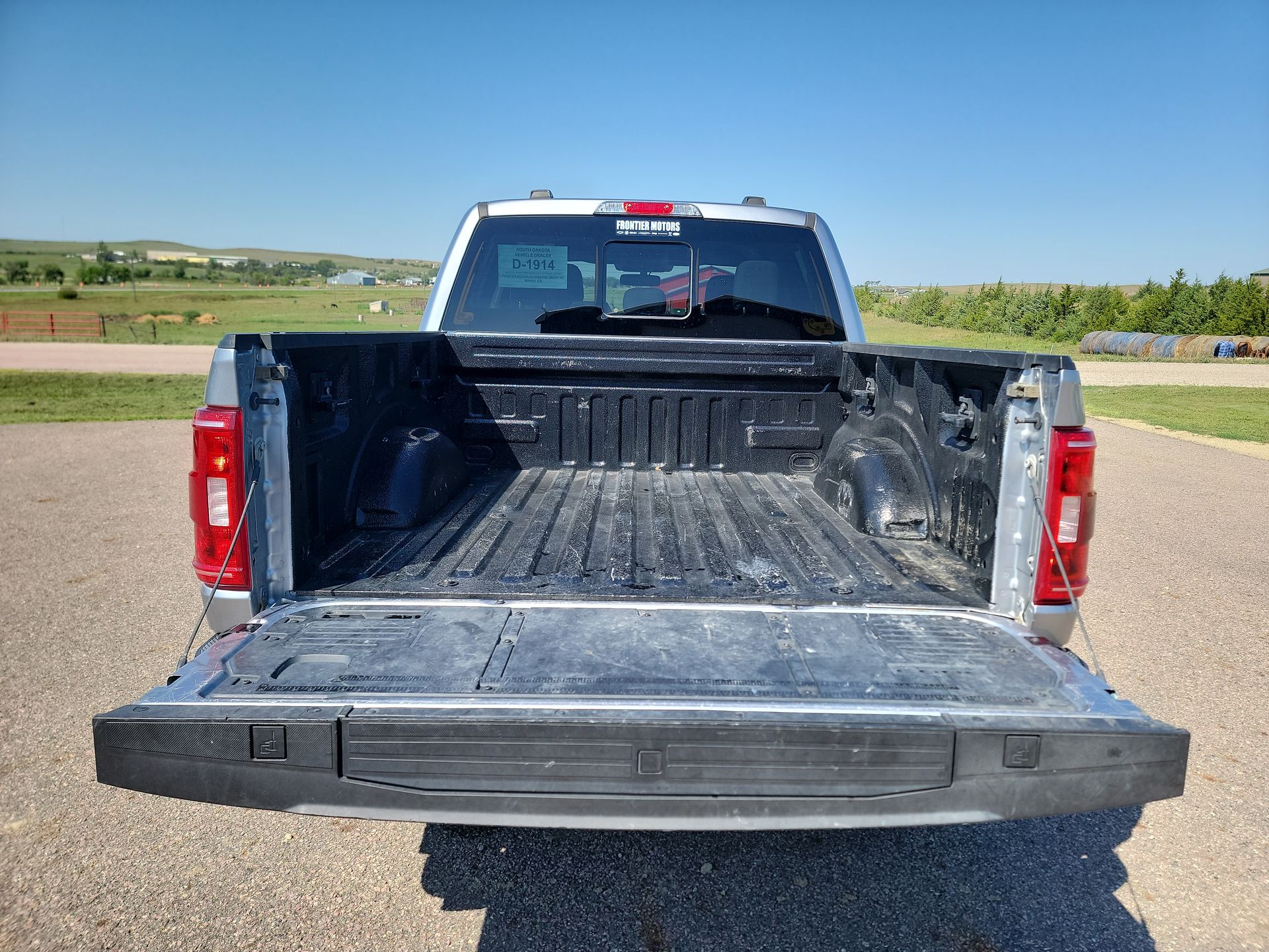 2023 Ford F-150 XLT - Photo 23
