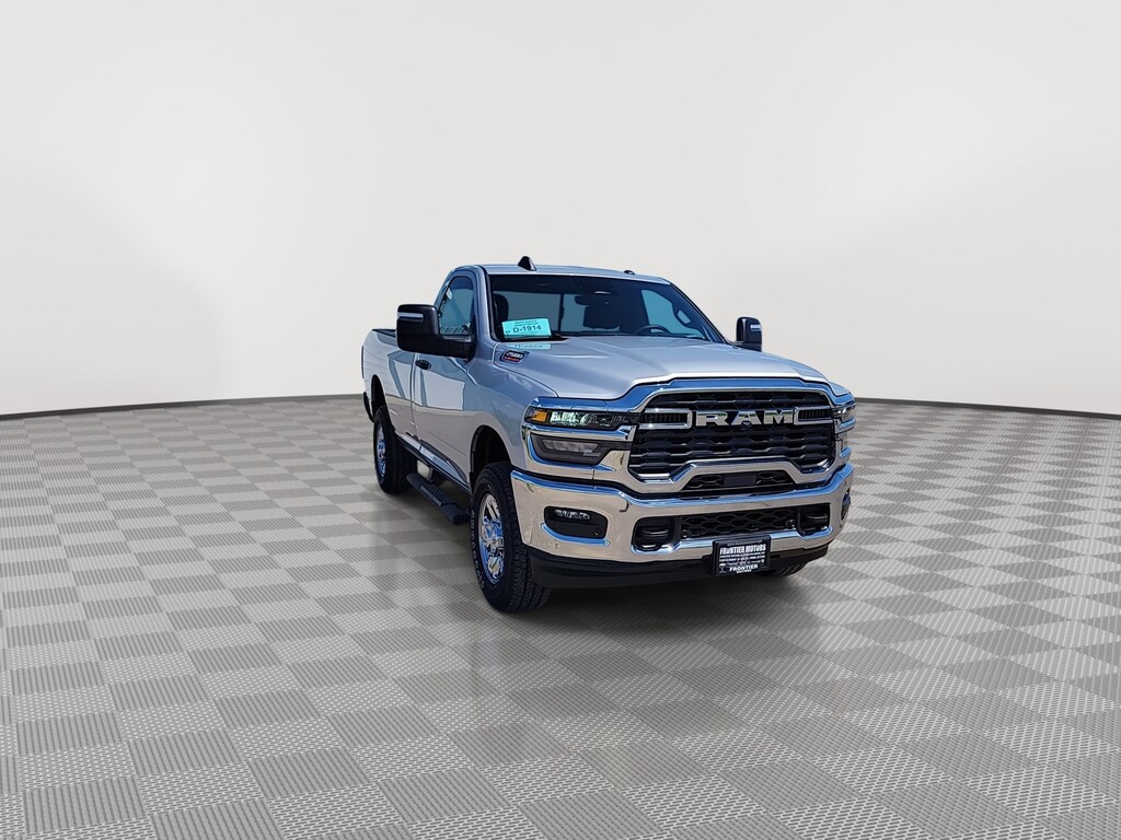 New 2026 Ram 2500 TRADESMAN REGULAR CAB 4X4 8' BOX Pickup