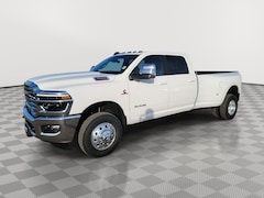 2026 Ram 3500 LARAMIE CREW CAB 4X4 8' BOX Pickup