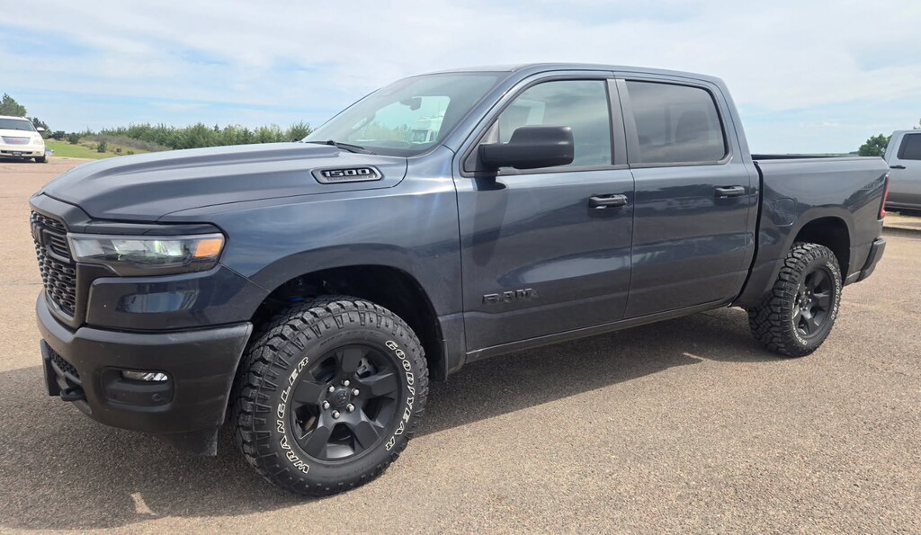 New 2026 Ram 1500 Warlock Crew Cab 4x4 5'7 Box Pickup