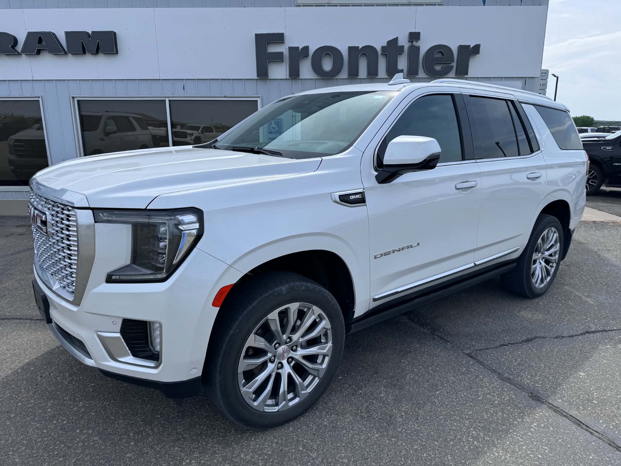 2024 GMC Yukon