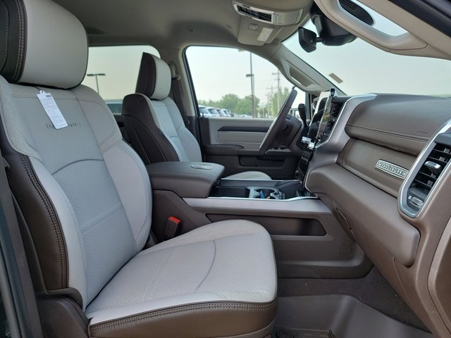 2025 RAM 2500 Laramie - Photo 20