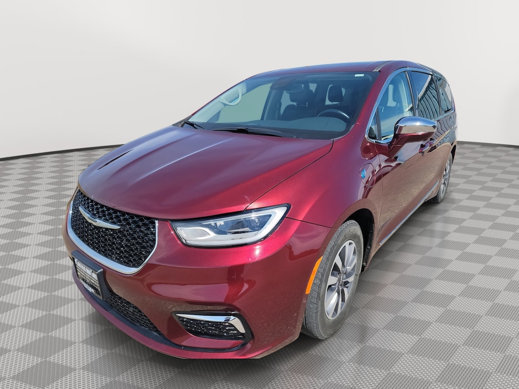 Used 2022 Chrysler Pacifica Hybrid Limited Van Passenger Van