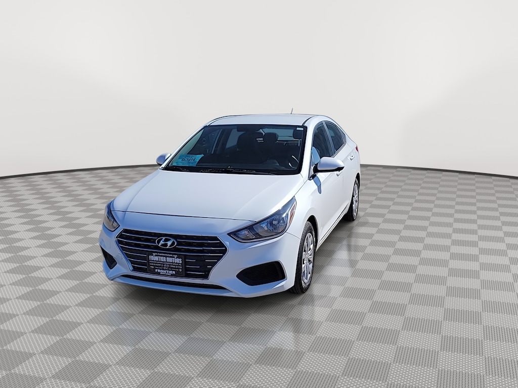 Used 2021 Hyundai Accent SE Sedan