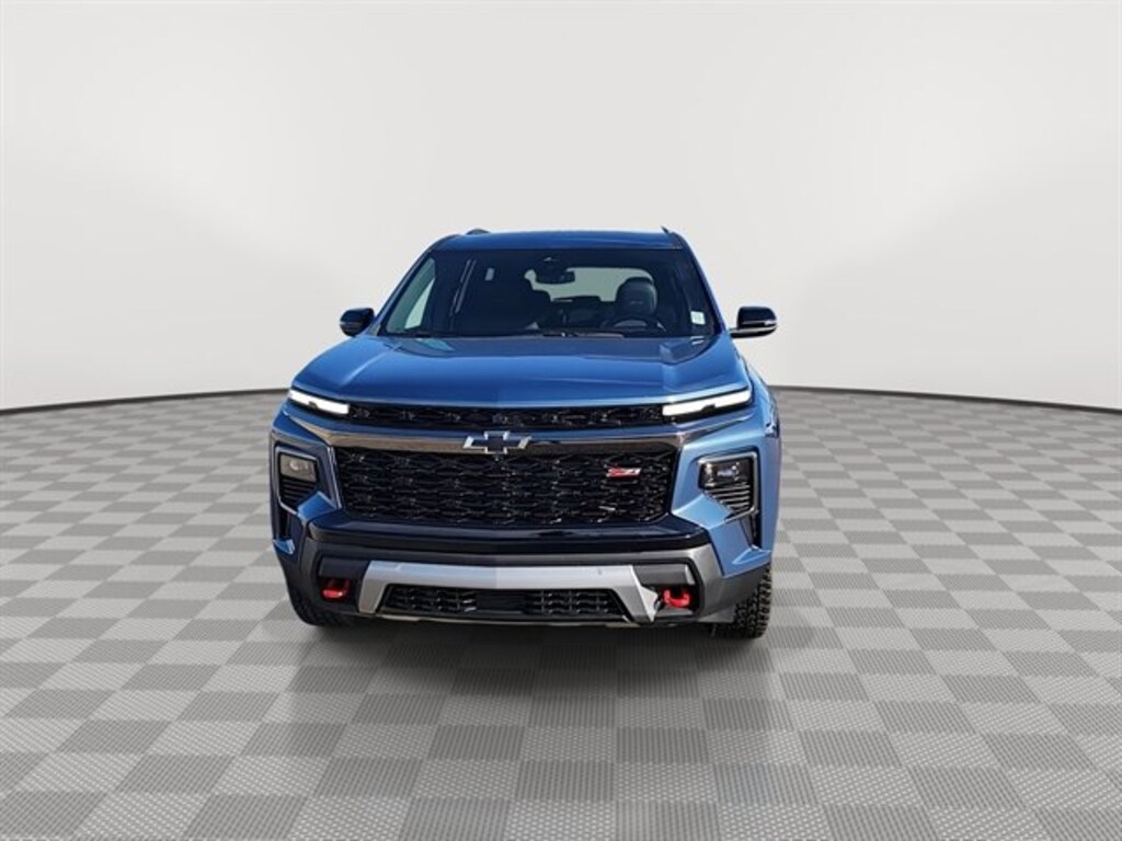 Used 2025 Chevrolet Traverse Z71 SUV