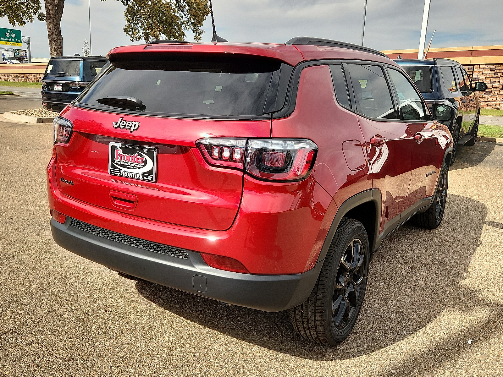 New 2027 Jeep Compass LATITUDE ALTITUDE 4X4 Sport Utility