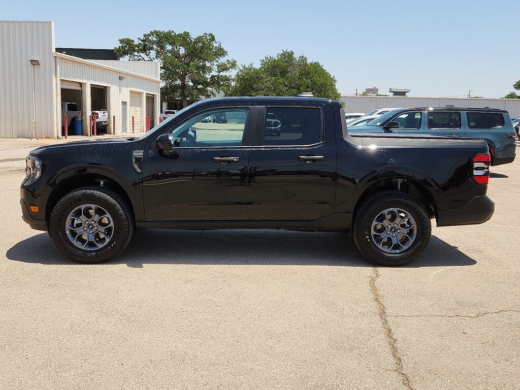 Used 2025 Ford Maverick XLT Truck SuperCrew