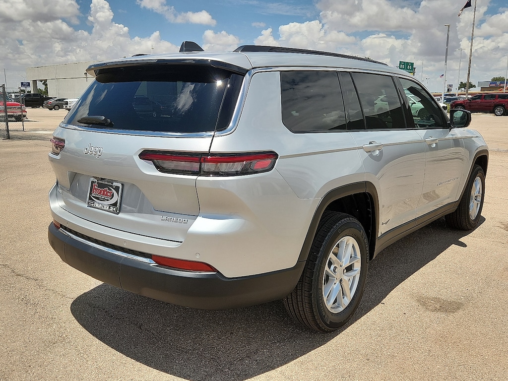New 2026 Jeep Grand Cherokee L LAREDO X 4X4 Sport Utility