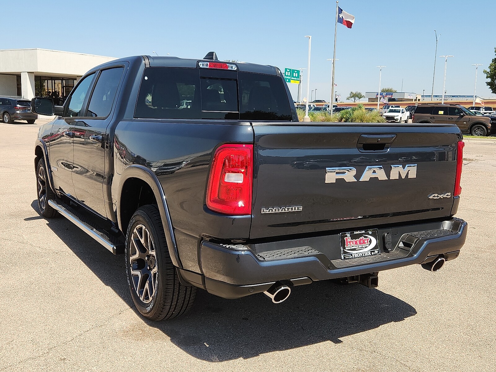 2026 Ram 1500 Laramie photo 2