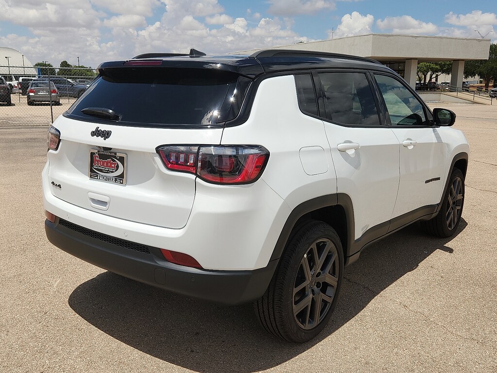 New 2026 Jeep Compass LIMITED ALTITUDE 4X4 Sport Utility