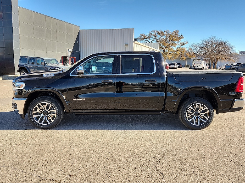 New 2026 Ram 1500 LIMITED LONGHORN CREW CAB 4X4 5'7 BOX Pickup