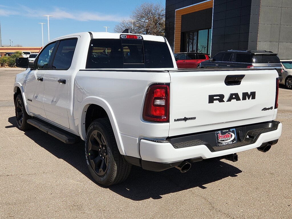New 2026 Ram 1500 LONE STAR CREW CAB 4X4 5'7 BOX Pickup
