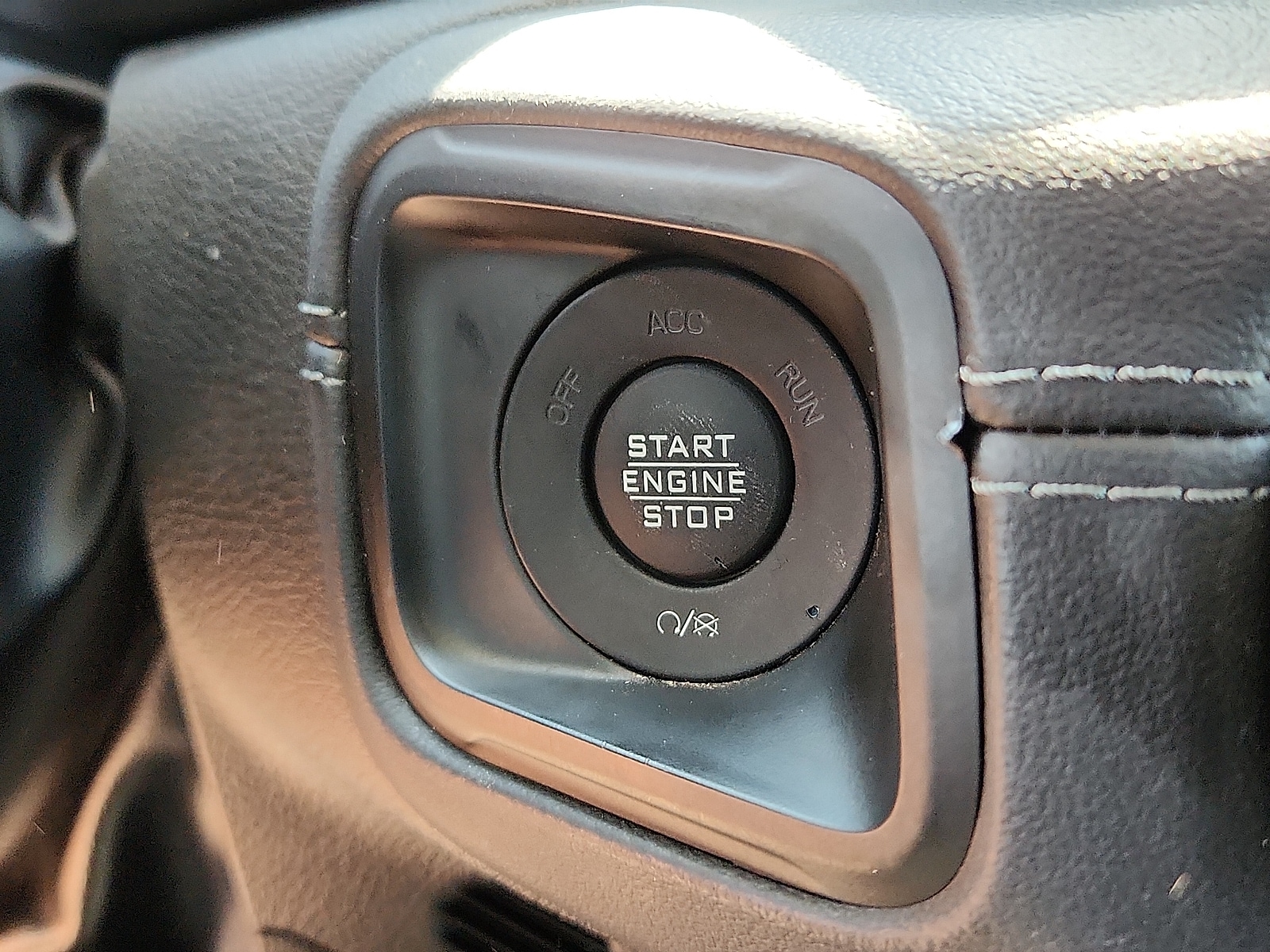 2025 Jeep Wrangler 4-Door Rubicon - Photo 14