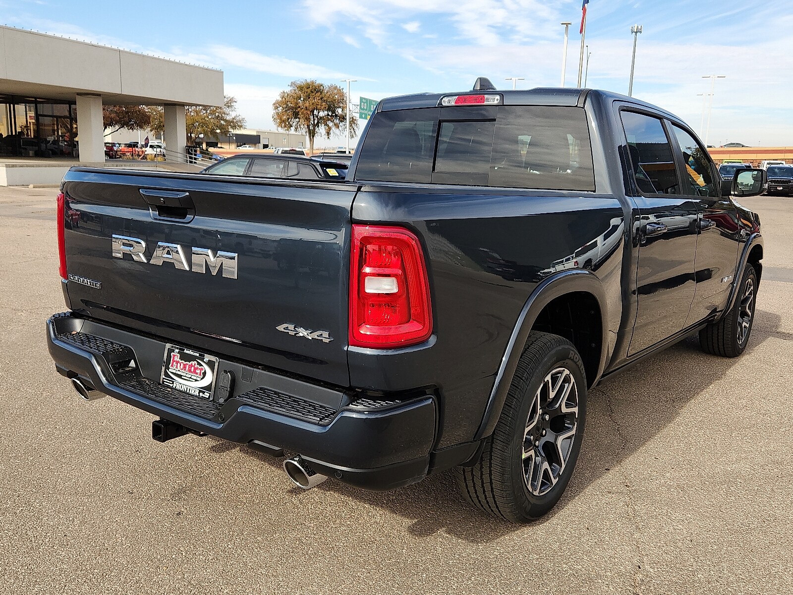 2026 Ram 1500 Laramie photo 3
