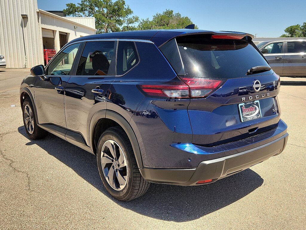 Used 2024 Nissan Rogue SV SUV