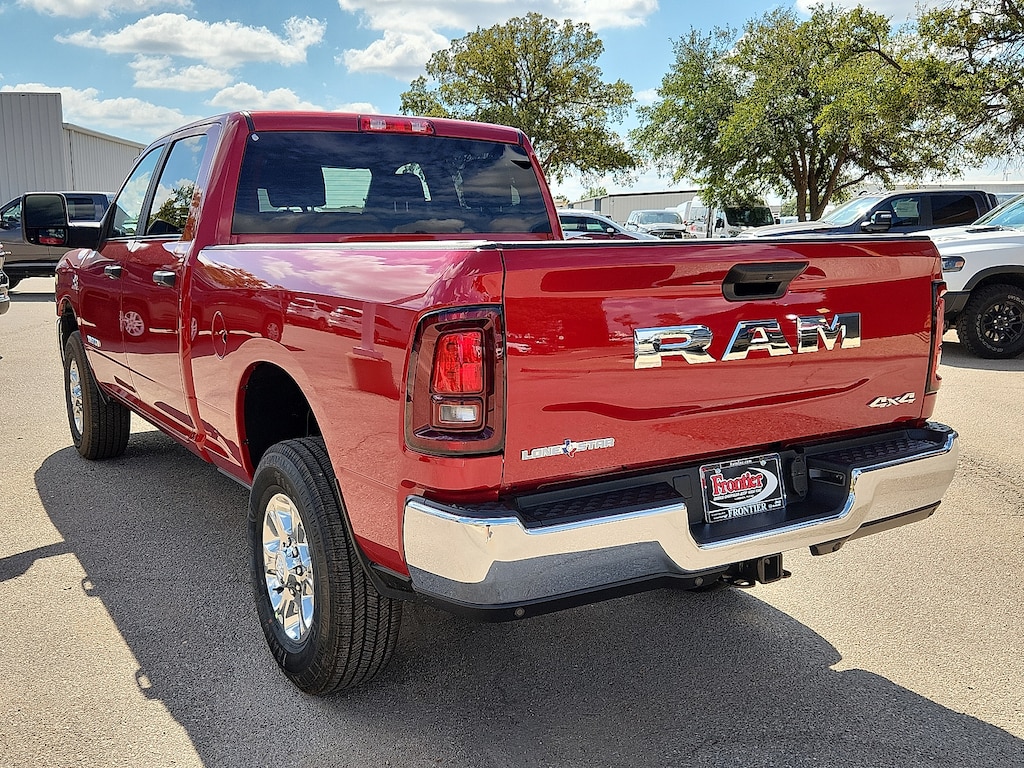 New 2026 Ram 2500 LONE STAR CREW CAB 4X4 6'4 BOX Pickup