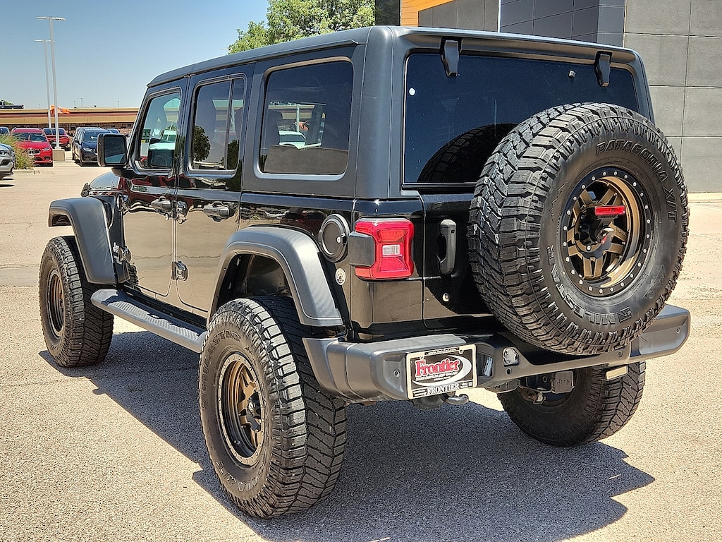 Used 2018 Jeep Wrangler Unlimited Sport 4x4 SUV