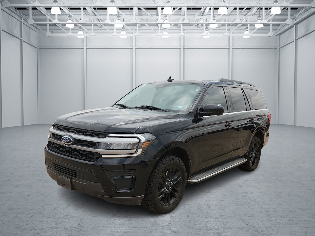 Used 2022 Ford Expedition XLT SUV