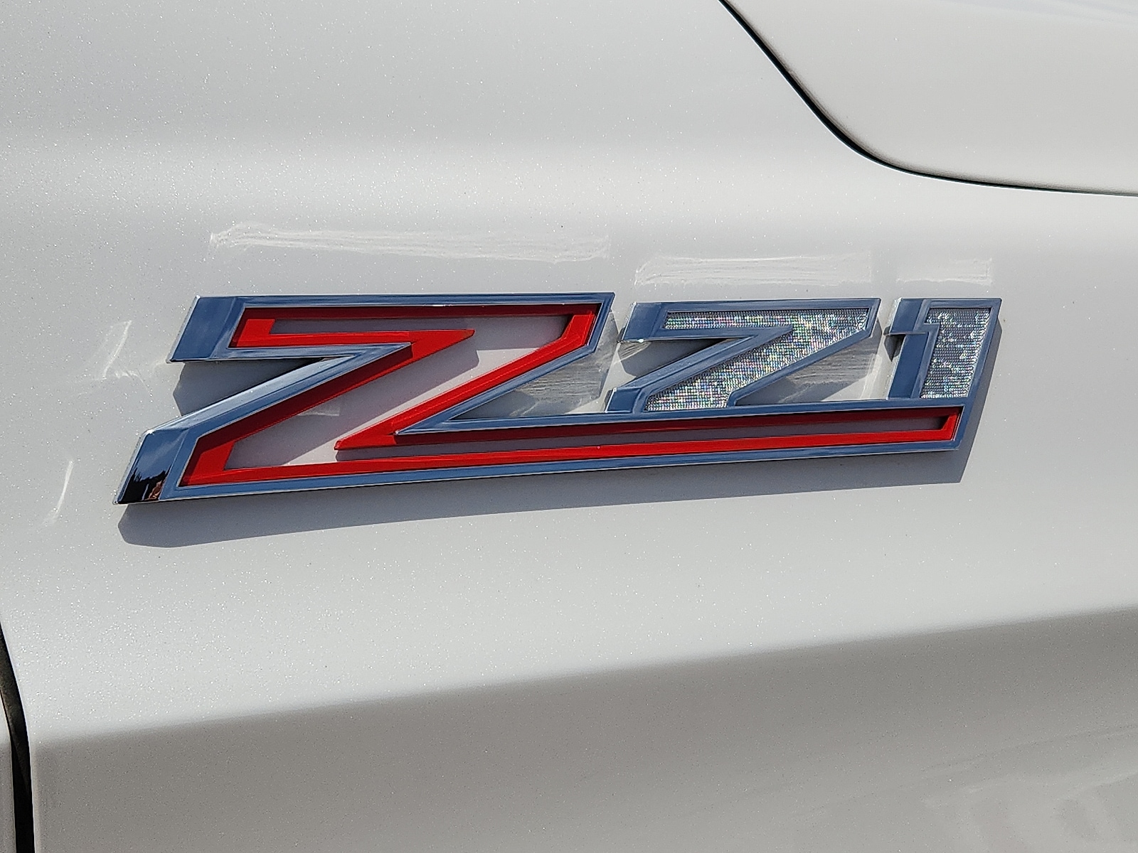2024 Chevrolet Suburban Z71 - Photo 9