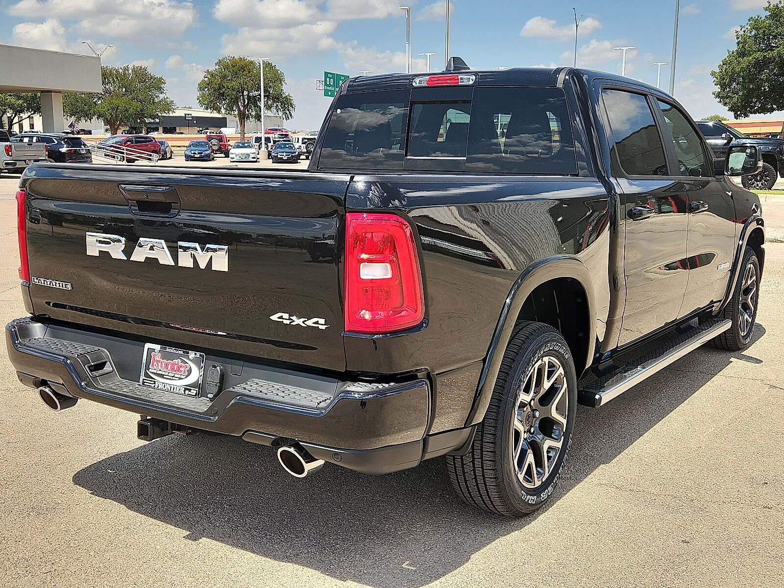 2026 Ram 1500 Laramie photo 3