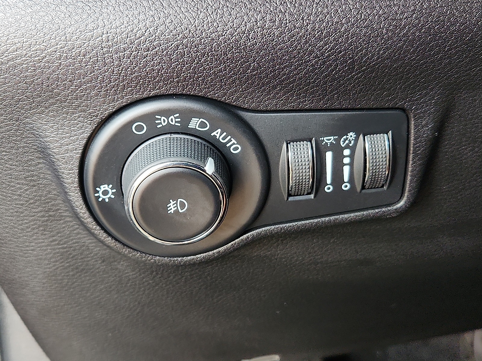2023 Jeep Compass Limited - Photo 17