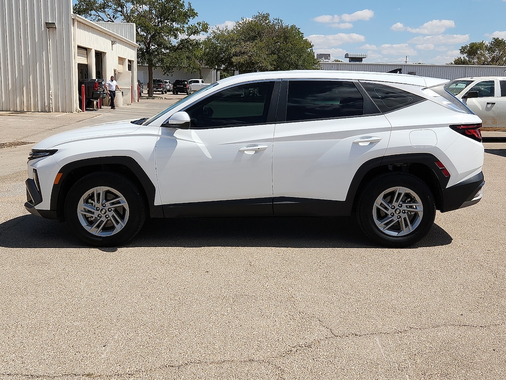 Used 2025 Hyundai Tucson SE SUV