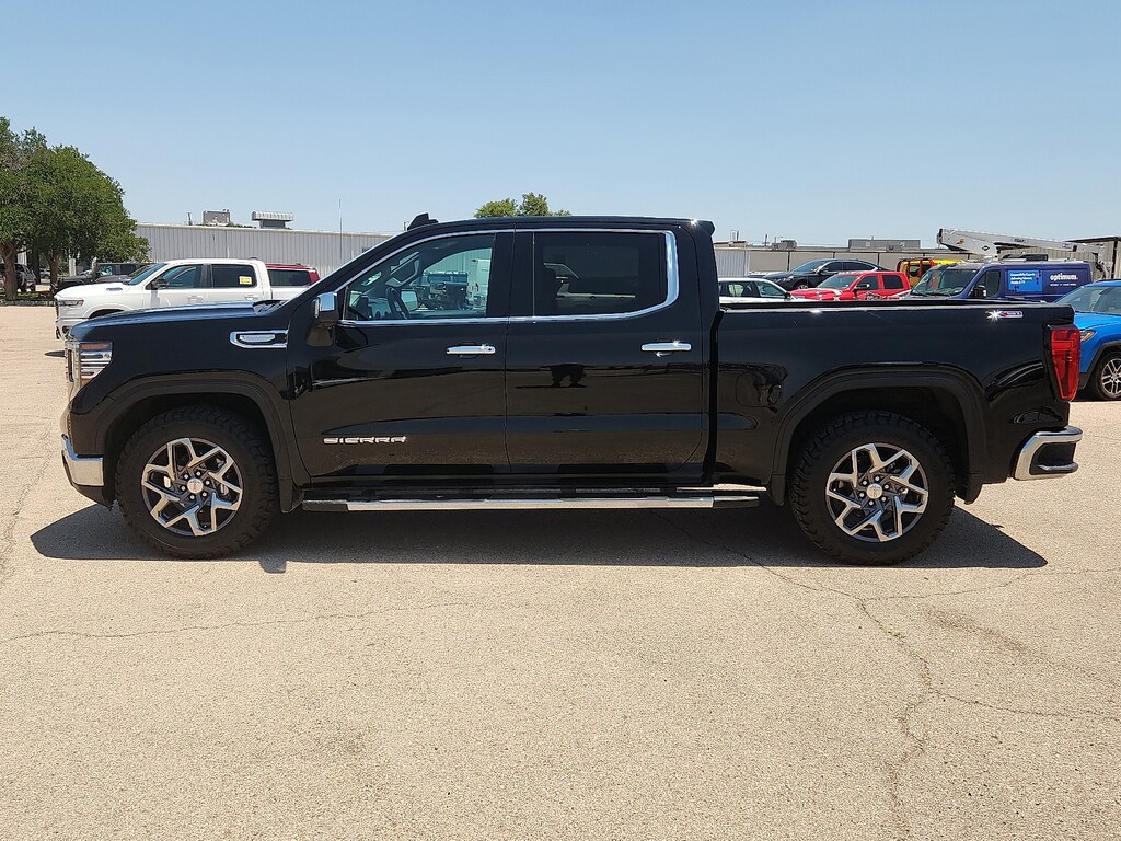 Used 2023 GMC Sierra 1500 SLT Truck Crew Cab