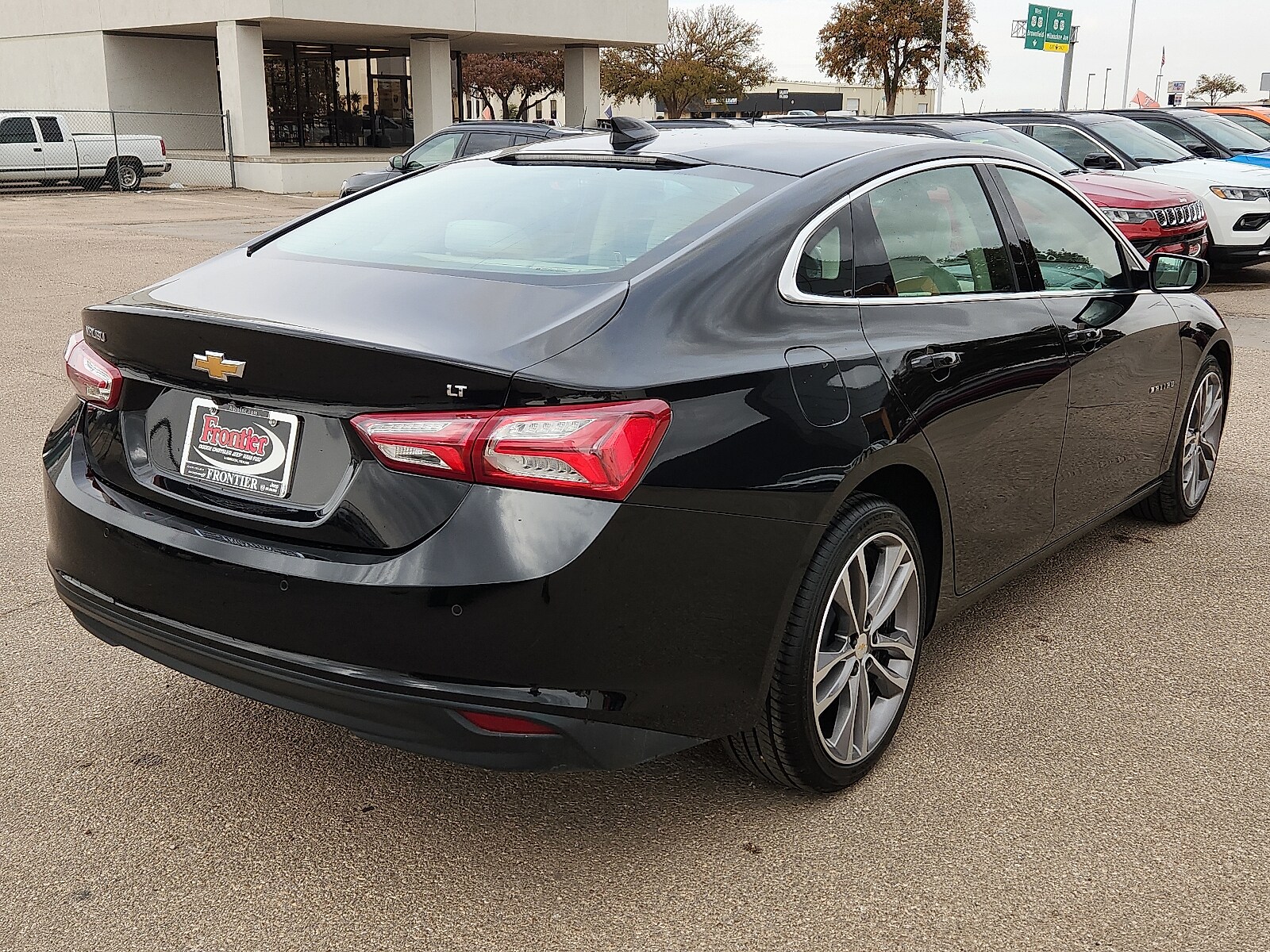 2024 Chevrolet Malibu Premier 2LT photo 4