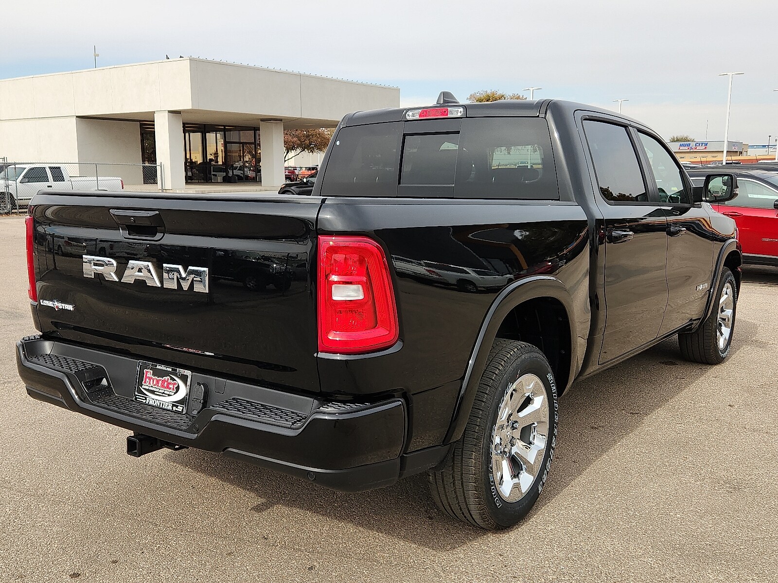 2025 Ram 1500 Lone Star photo 4