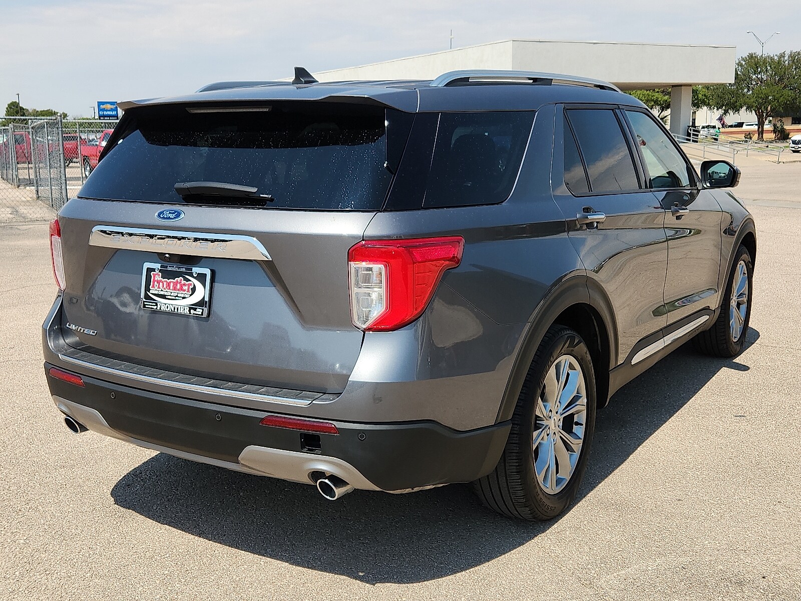 2023 Ford Explorer Limited photo 4